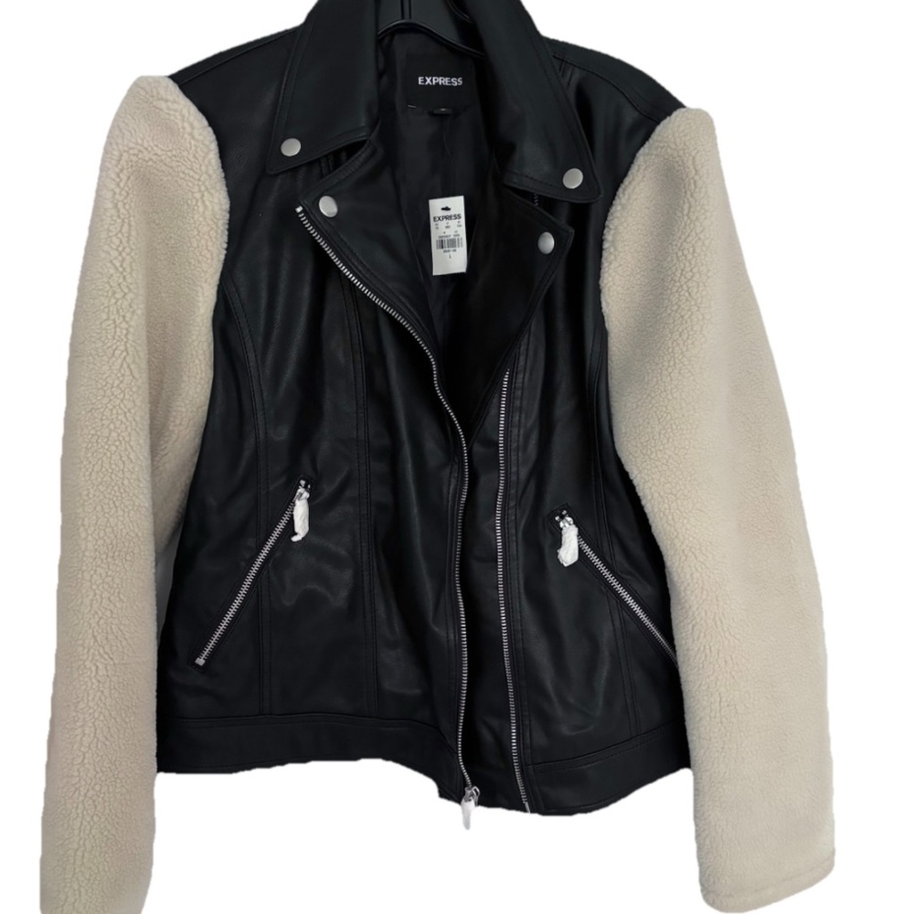 Express NWT Soft Faux Leather Sherpa Sleeves Moto Jacket Lined Large